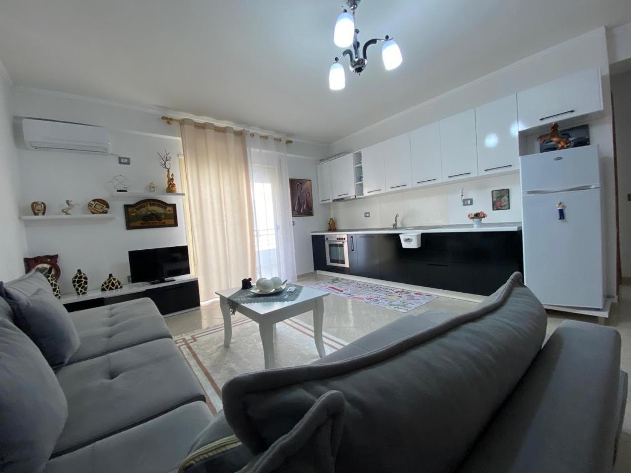Liam Apartments Vlorë エクステリア 写真